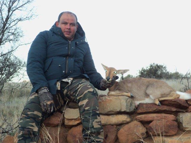 mountain_reedbuck_female_hunt.jpg mountain_reedbuck_female_hunt.jpg